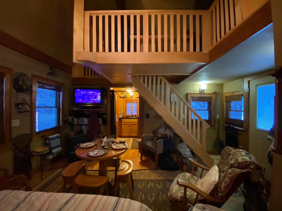Tailored Design and Construction of a Bunkhouse by Mark Frateschi Design Build - Photo 7