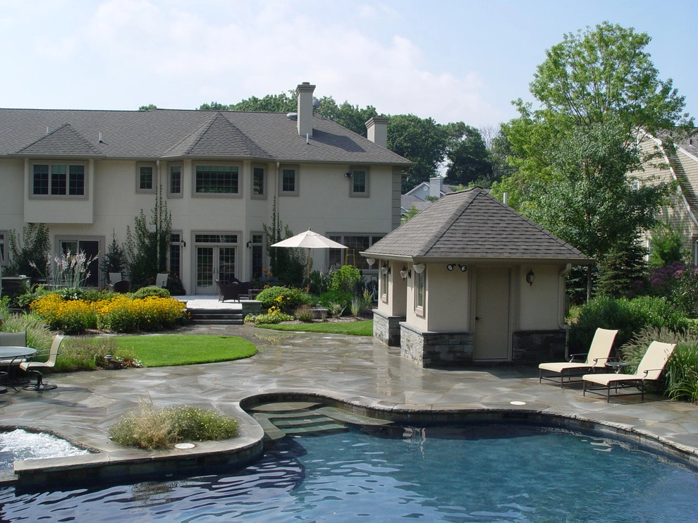 Private Residence by Artisan Landscapes And Pools - Photo 8