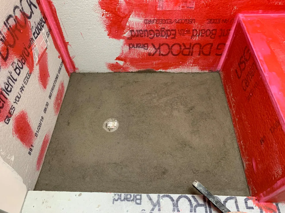 Bathroom makeover (Before & After) by Ultimate Remodeling - Photo 2