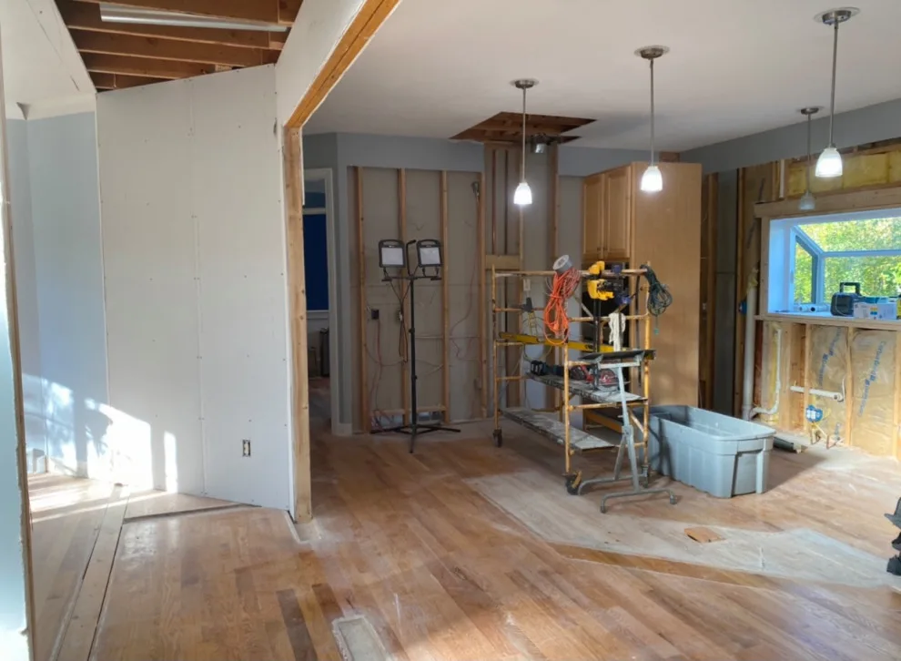 Manlius Kitchen, Dining Area, and Library Renovation by Mark Frateschi Design Build - Photo 15