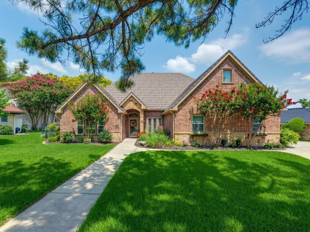 Lawn Properties We Serve by Purple Care - Photo 5
