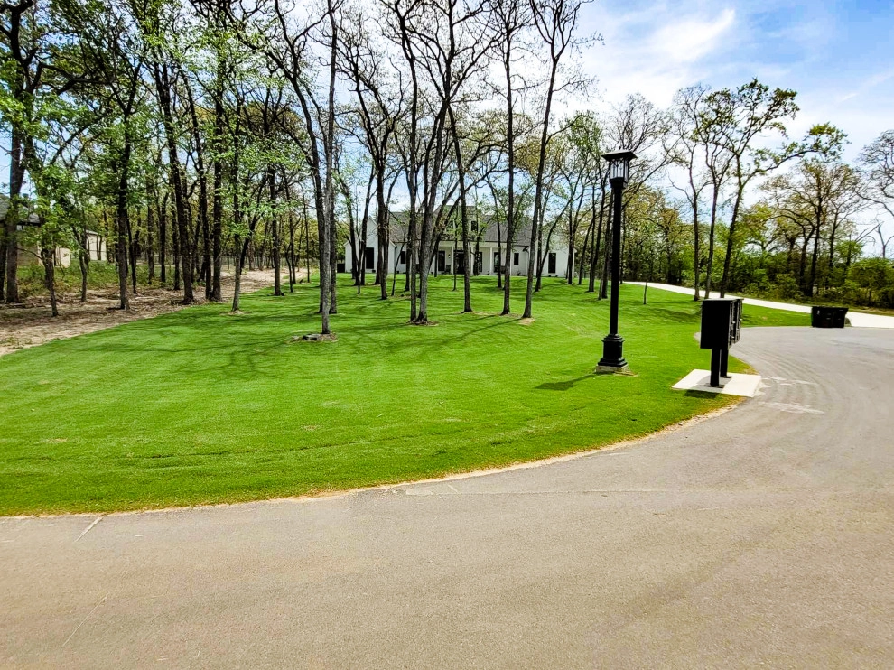 Lawn Properties We Serve by Purple Care - Photo 4