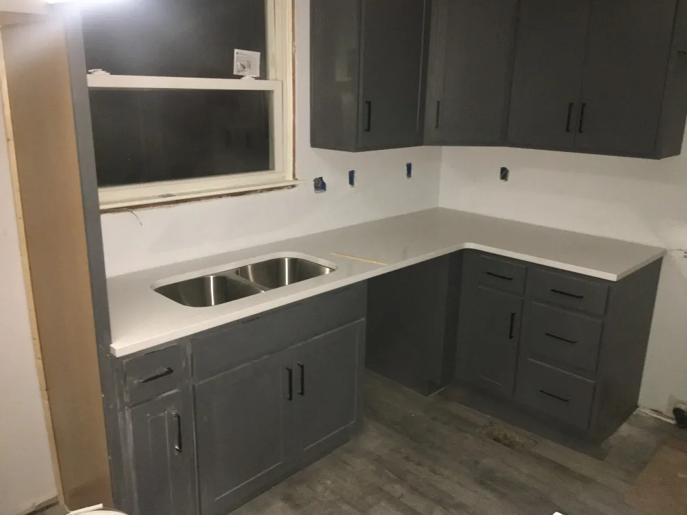 Absolute White Quartz by HD Granite - Photo 2