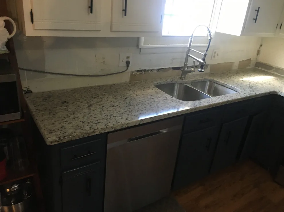 Dallas Ivory Granite by HD Granite - Photo 3