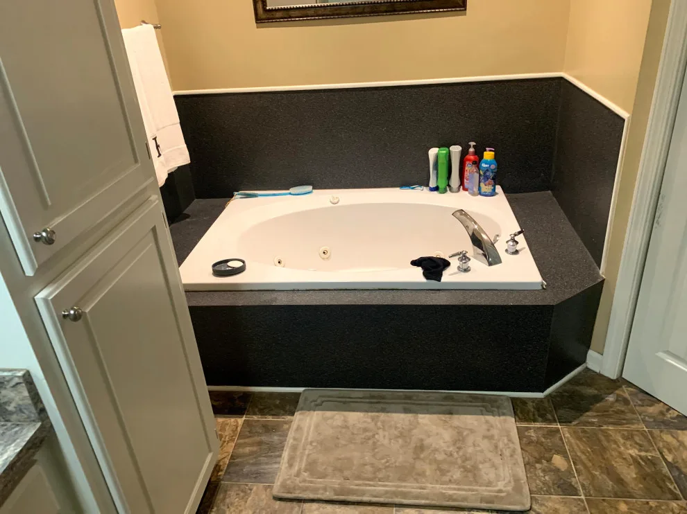 Bathroom tub and flooring renovation by Ird LLC - Photo 4