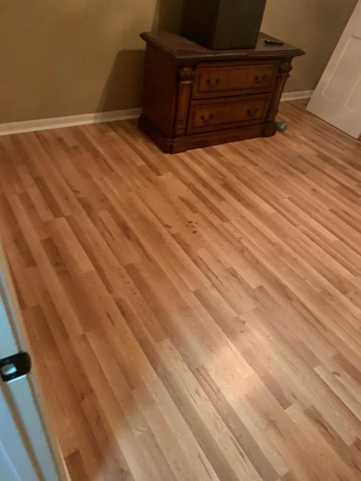 Vinyl flooring by Ird LLC - Photo 5