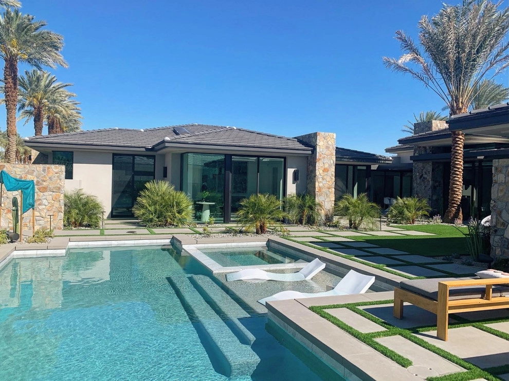 Toscana Residence by Quality Green Landscaping - Photo 4