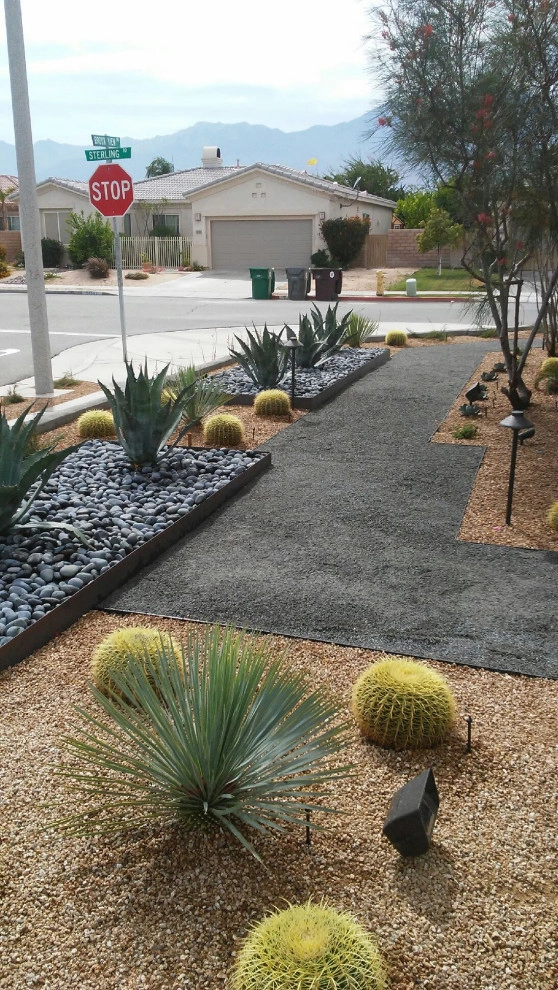 Exterior Desert Landscape by Quality Green Landscaping - Photo 9