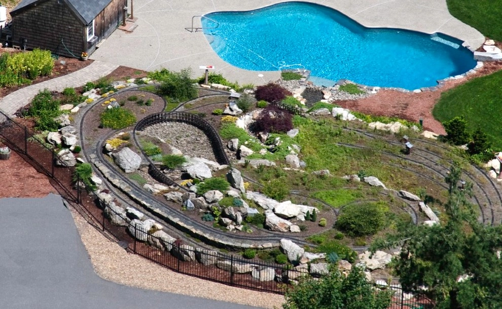 Garden Railways Gallery by Ralph Williams Landscape Design - Photo 5