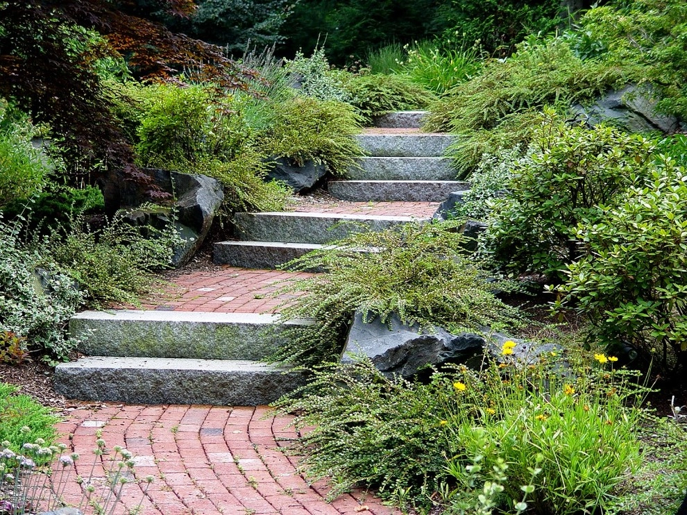 Garden Paths/Steps by Ralph Williams Landscape Design - Photo 5