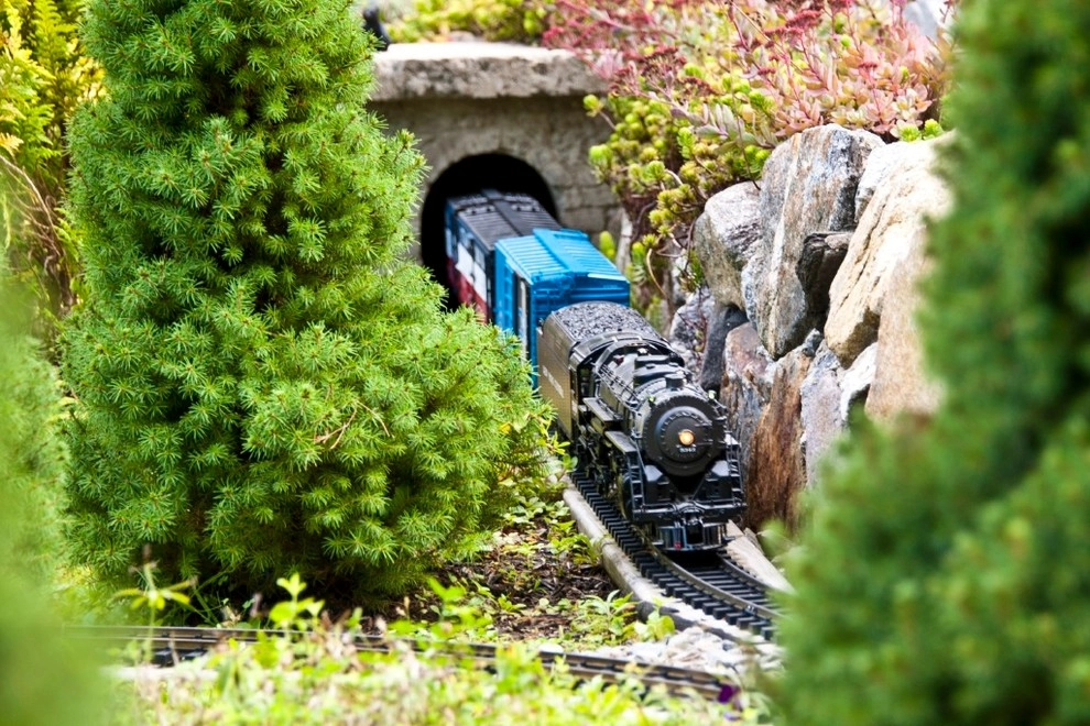 Garden Railways Gallery by Ralph Williams Landscape Design - Photo 19