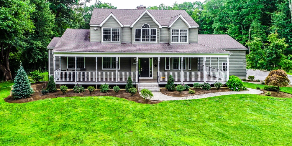 Landscape by Ralph Williams Landscape Design - Photo 7