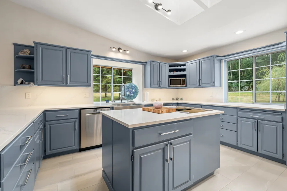 Callie Kitchen by Solid Kitchen & Bath - Photo 33