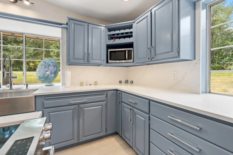 Callie Kitchen by Solid Kitchen & Bath - Photo 20