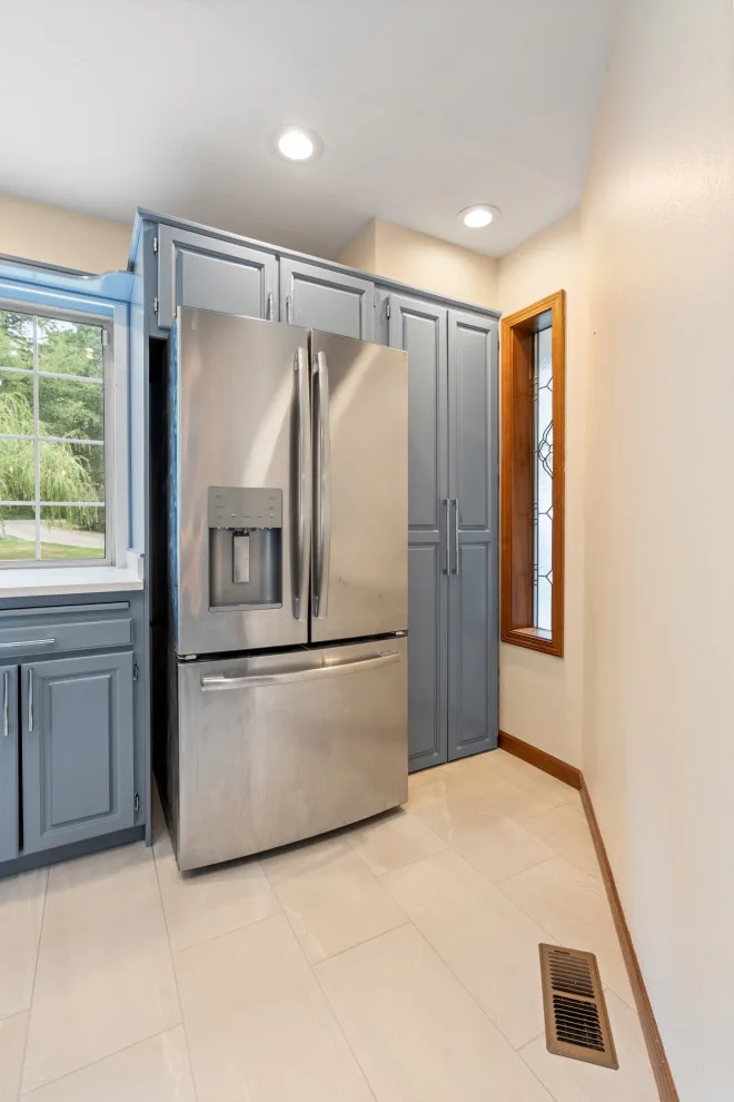 Callie Kitchen by Solid Kitchen & Bath - Photo 16