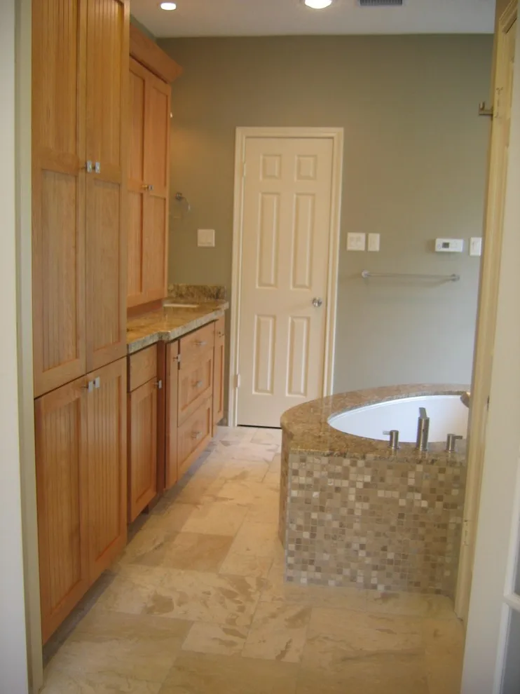 Home Kitchen and Bathroom Renovation by Heritage Construction Co. - Photo 3