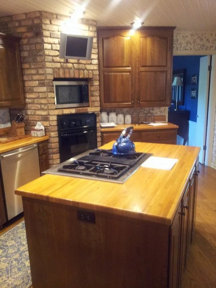 Kitchen Transformation by Ehrecke Construction Inc. - Photo 2