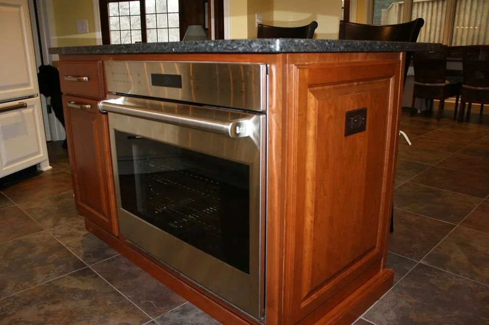 Kitchen Transformation by Ehrecke Construction Inc. - Photo 4