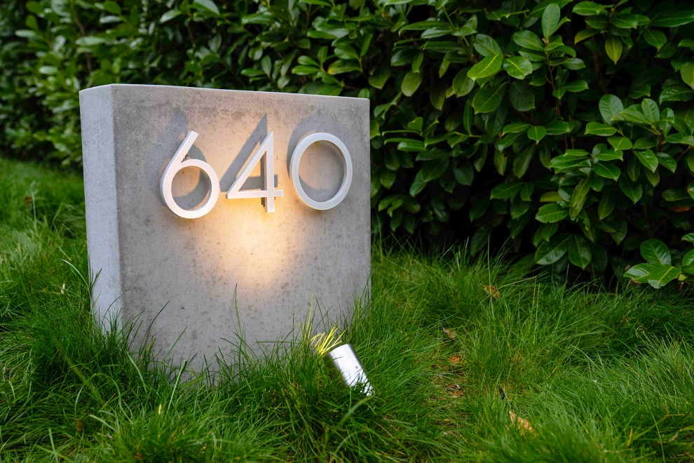 Contemporary Craftsmen by Randy Thueme Design Inc. - Landscape Architecture - Photo 2