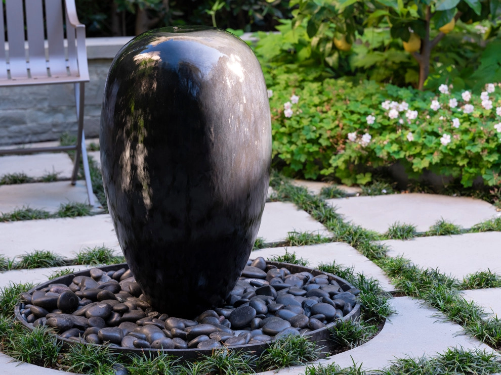 Contemporary Revival by Randy Thueme Design Inc. - Landscape Architecture - Photo 3