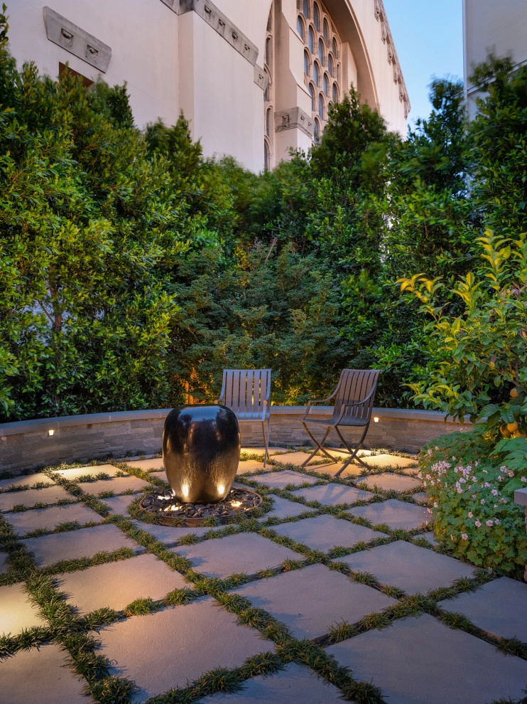 Contemporary Revival by Randy Thueme Design Inc. - Landscape Architecture - Photo 4