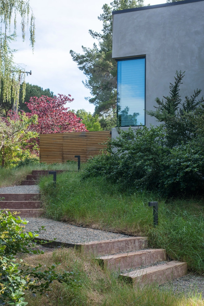Los Altos Hills by Randy Thueme Design Inc. - Landscape Architecture - Photo 3