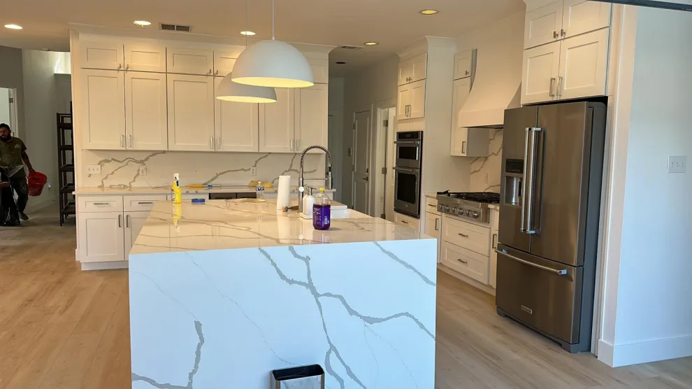 Kitchen renovation by Azores Remodeling - Photo 7