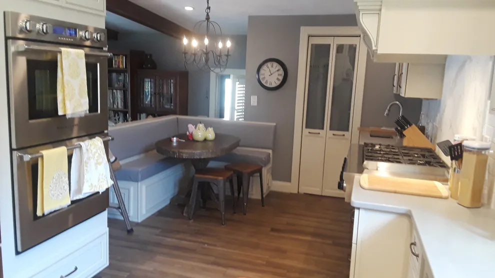 Valparaiso Kitchen Makeover by Mal, Matt, and L by ME DESIGN And Construction - Photo 8
