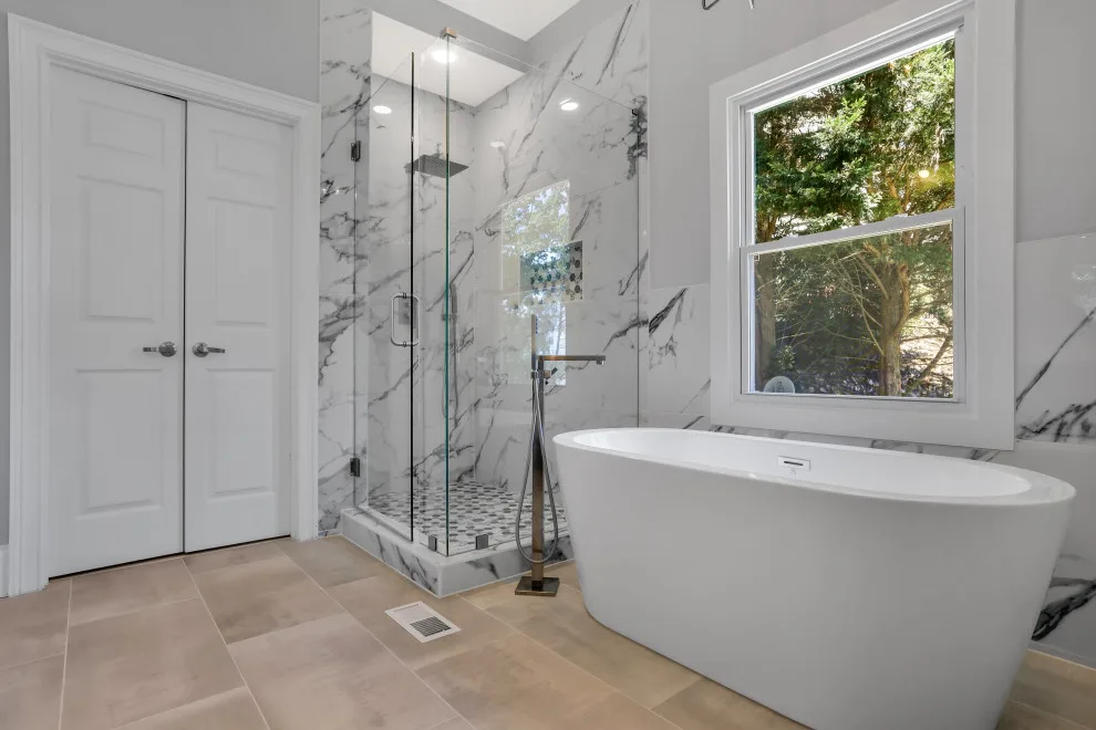 Lakeside Residence by Loyal Construction And Services - Photo 5