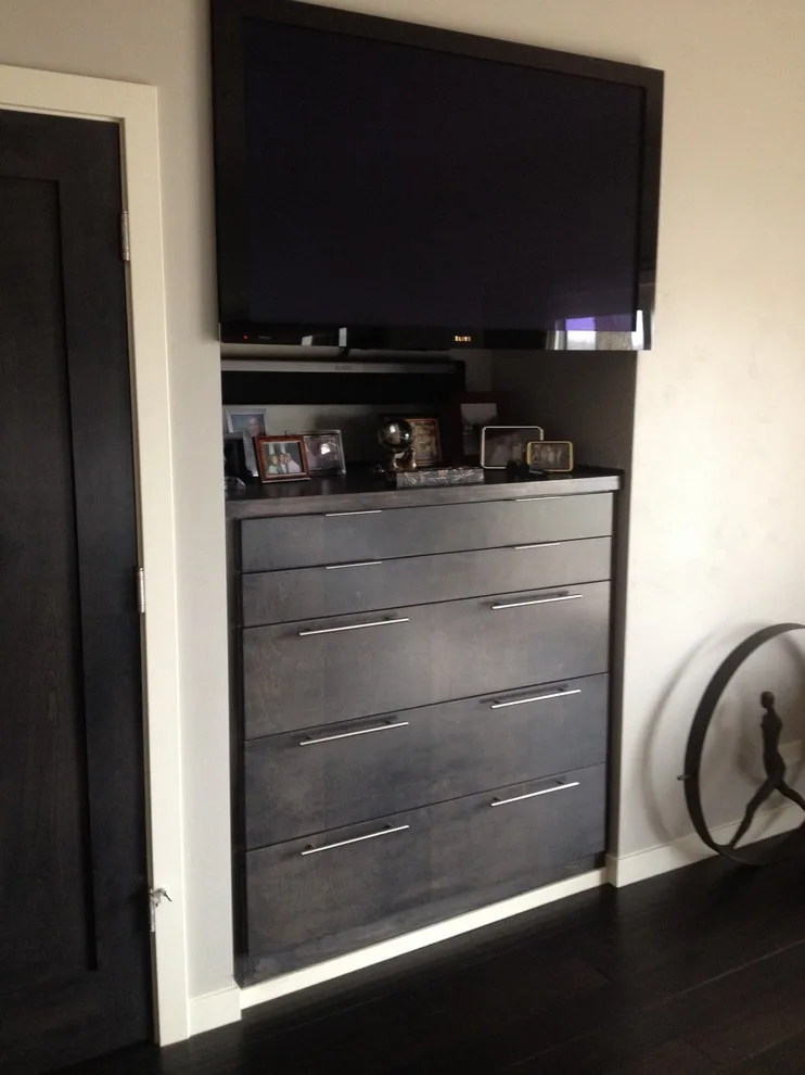 Lake Shore Complete Home Transformation by Mosquito Creek Home Renovations - Photo 16