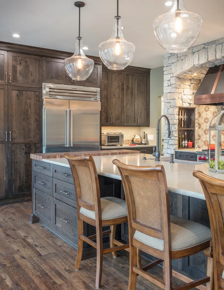 Rustic Kitchen at Lake Viking by Kitchen Studio: Kansas City - Photo 2