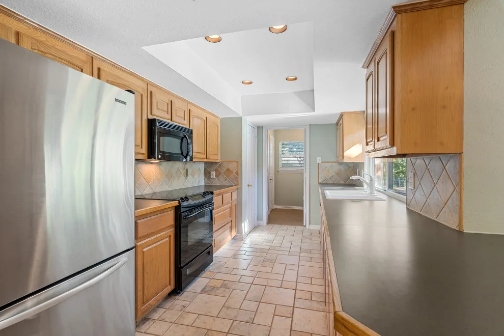 Revive And Renew Remodeling LLC - Photo 4