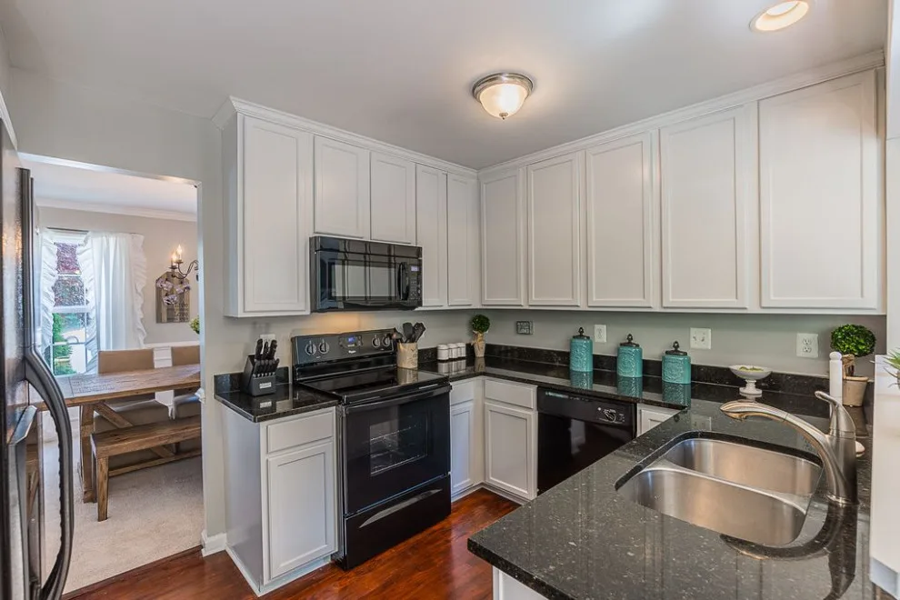 Laurel in Manassas by Kitchens Of Fredericksburg - Photo 7