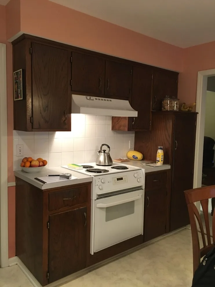 Compact Kitchen: Simple Enhancements by MKM Home Design + Planning - Photo 3
