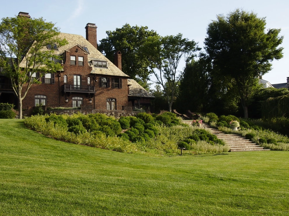 Hudson River Home by Renee Byers, Landscape Architect, P.C. - Photo 4