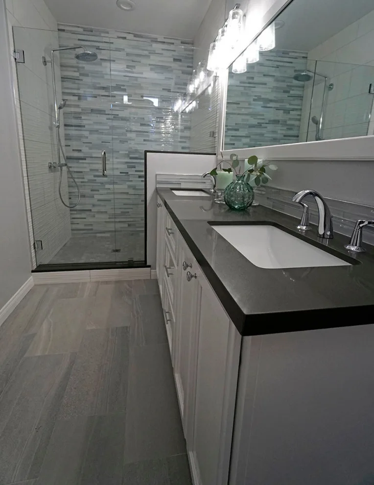 La Verne Master Bathroom by Anderson Reconstruction, Inc - Photo 2