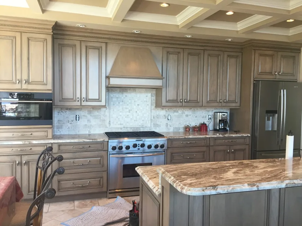 Riverbend Kitchen by Whitney Garrett / Kenwood Kitchens - Photo 6