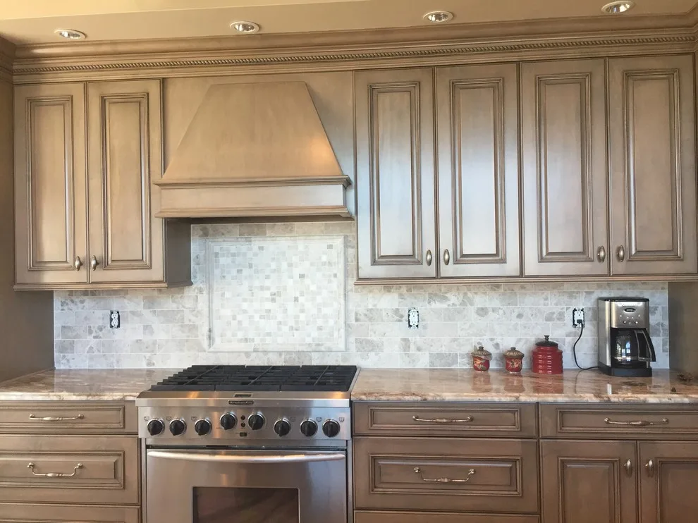 Riverbend Kitchen by Whitney Garrett / Kenwood Kitchens - Photo 5
