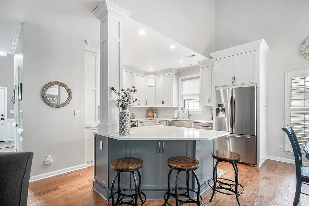 Mitchel Glen Drive Renovation by Detailed Interiors Inc. - Photo 9