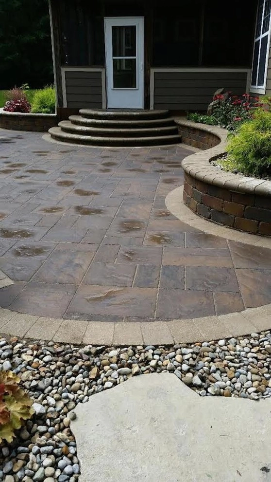 Outdoor Patios for Entertaining by Ricci's Landscape Management - Photo 3