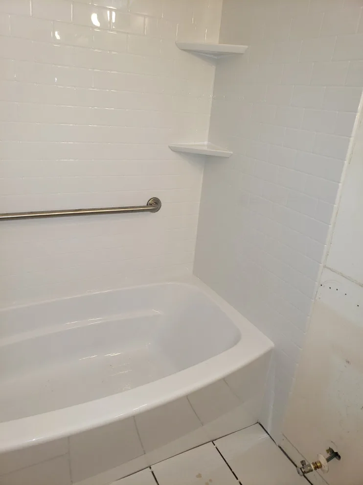 Acrylics by AAA Remodeling Of Central Florida - Photo 9