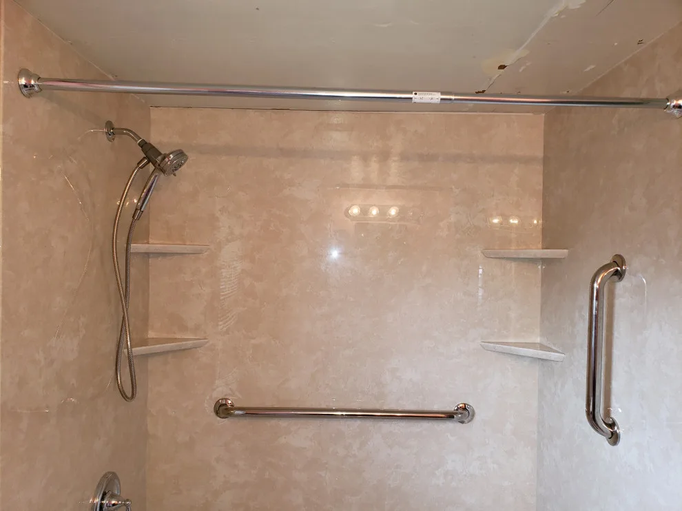 Acrylics by AAA Remodeling Of Central Florida - Photo 4