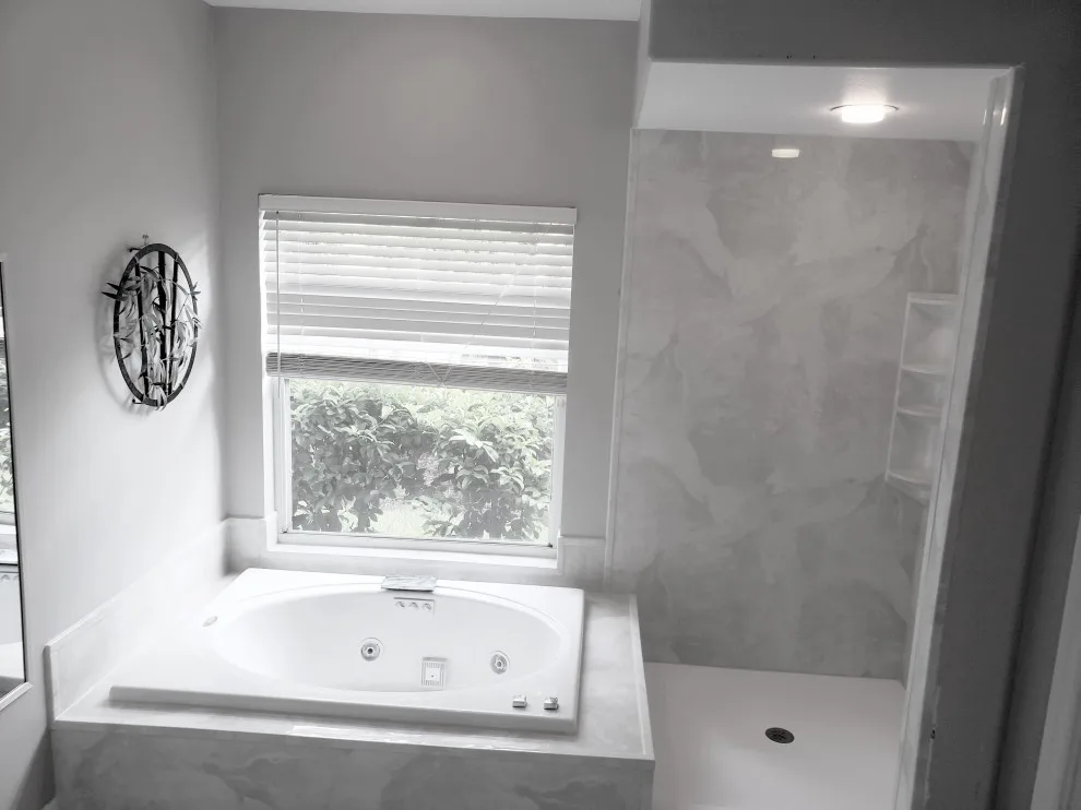 Acrylics by AAA Remodeling Of Central Florida - Photo 38