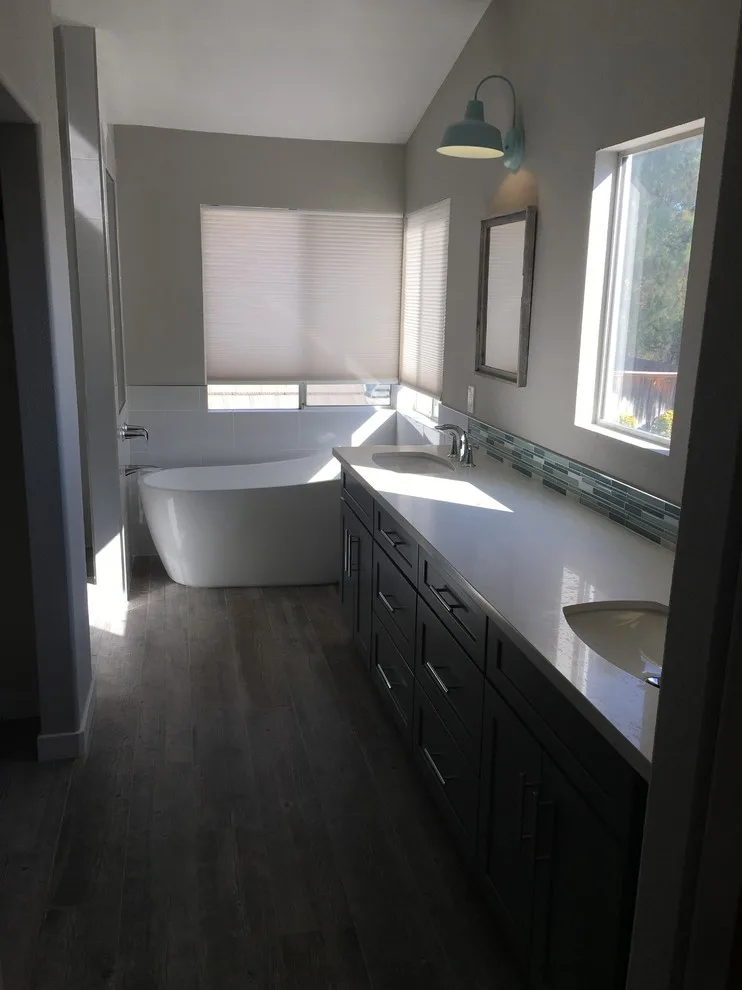 Murrieta Restroom by Stonecrest Custom Homes, Inc. - Photo 4