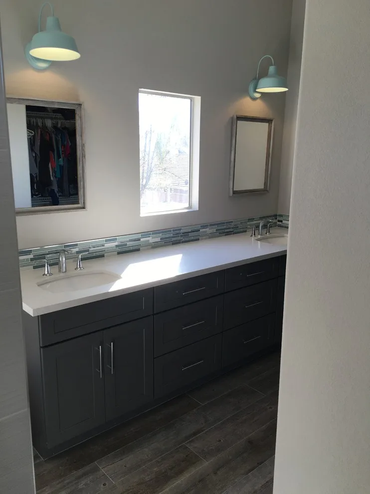 Murrieta Restroom by Stonecrest Custom Homes, Inc. - Photo 2
