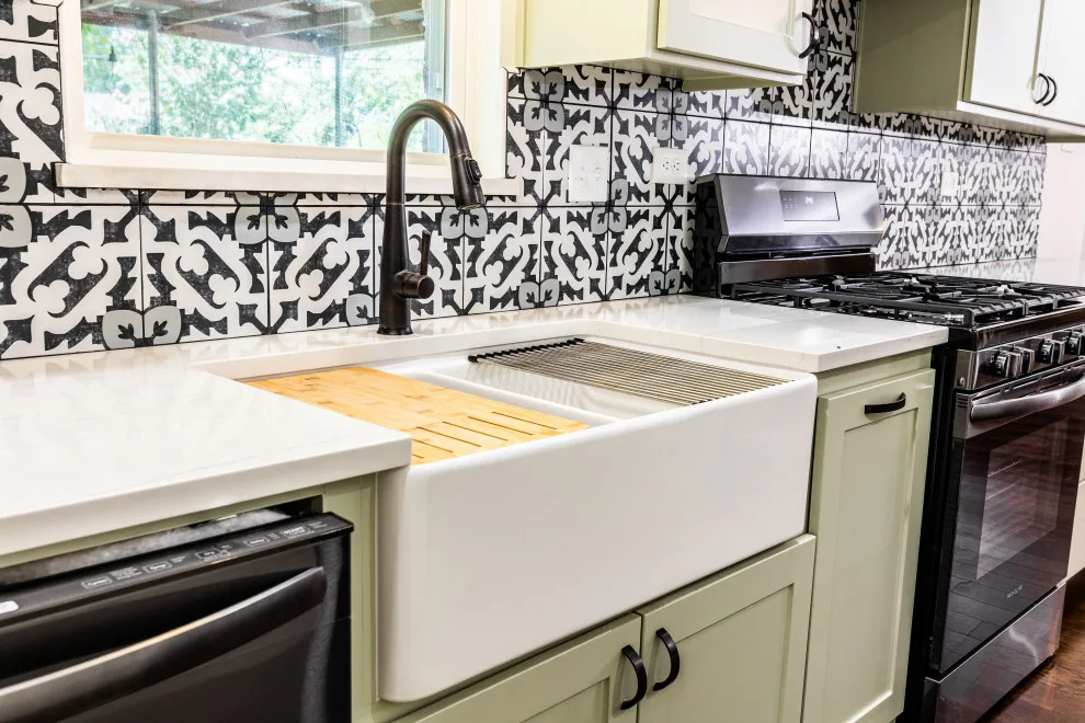 Lake Highlands Kitchen Renovation by Revive And Renew Remodeling LLC - Photo 16
