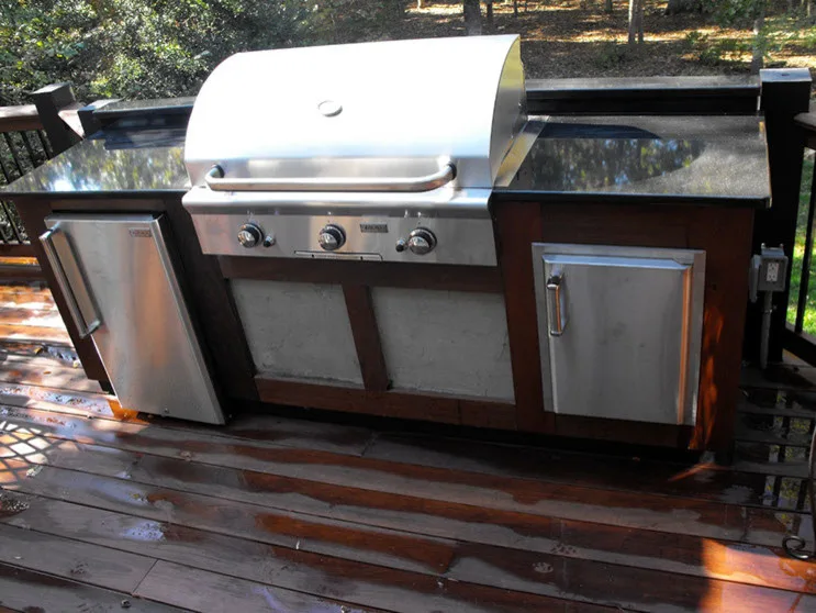 HomePro Outdoor Areas by Home Pro Repair And Renovations-Bathrooms - Photo 9