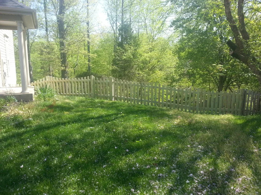 Chantilly Picket Fence by Home Services Unlimited, LLC - Photo 4