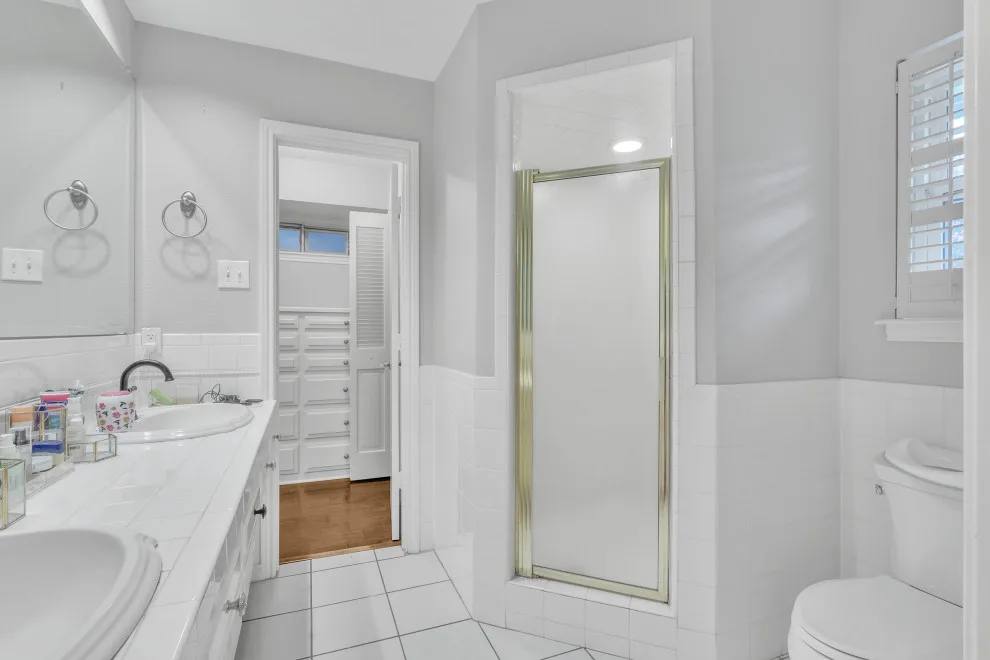 Canyon Creek - Main Bathroom Renovation by Revive And Renew Remodeling LLC - Photo 4
