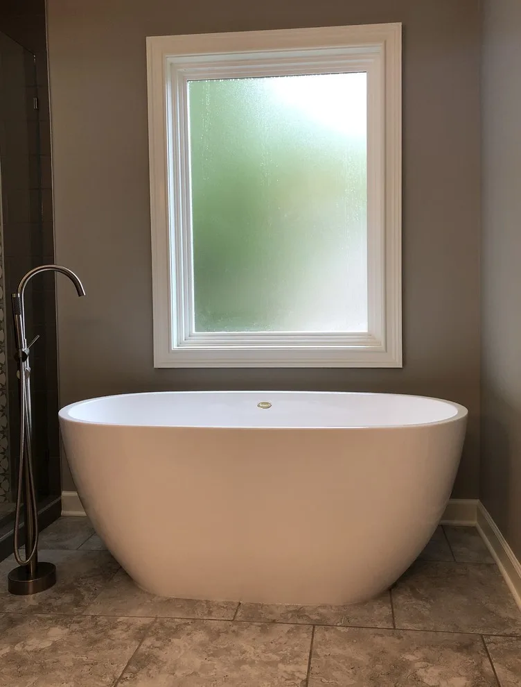 Riverside Main Bathroom by MKM Home Design + Planning - Photo 4